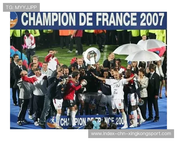 里昂决心将恢复周期管理提升为俱乐部标准,开启科学训练新时代 里昂决心将恢复周期管理提升为俱乐部标准,开启科学训练新时代