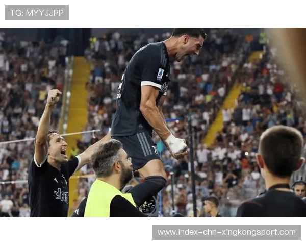 尤文反击推进高效，基耶萨挑射偏出